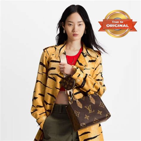 Products by Louis Vuitton: Onthego PM Tote Bag